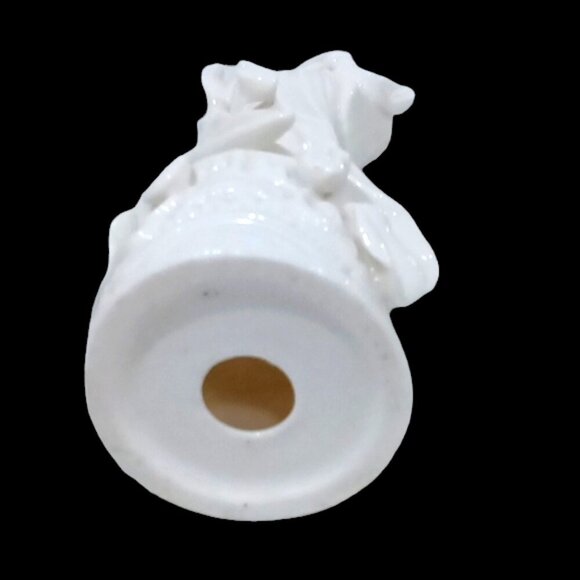 Vtge ARDCO Guan Yin White Porcelain Statue/Figure Made in Japan Holding Lotus - Picture 7 of 7